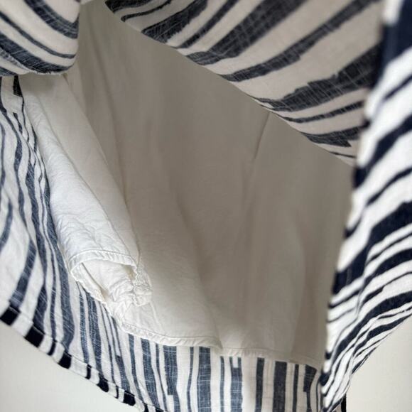 LUCCA Linen Navy Striped Ruffle Shoulder Sleeveless Top Resortwear Minimalist M - Picture 6 of 9